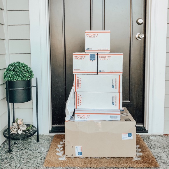 Shop my closet confidently π - Picture 3 of 8